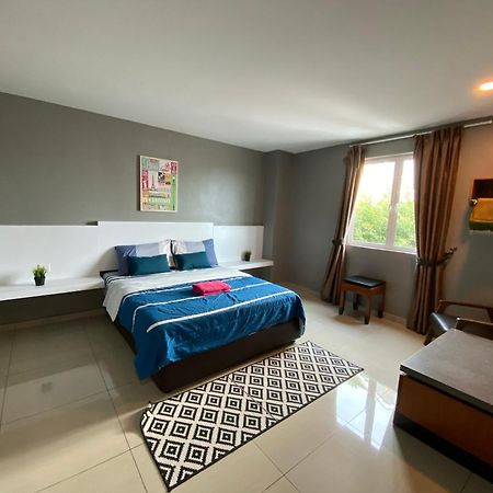 Straits Inc Apartment 5 , Bandar Melaka ภายนอก รูปภาพ